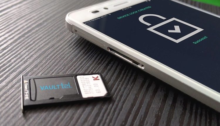 NotiBlockchain – Startup de EEUU lanza billetera hardware de criptomonedas tipo SimCard – FOTO